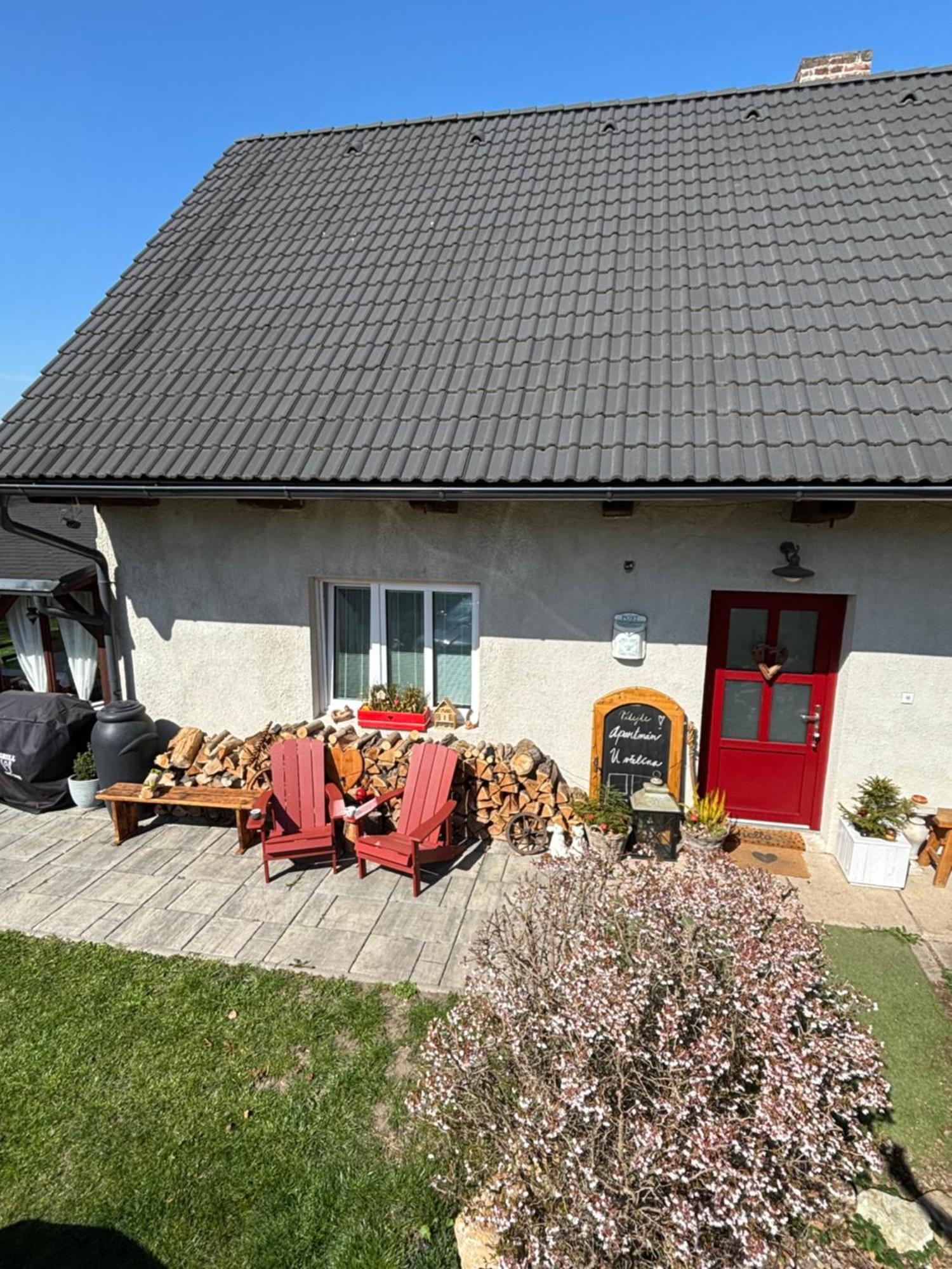 Apartman U Vcelina Chlumec nad Cidlinou Extérieur photo